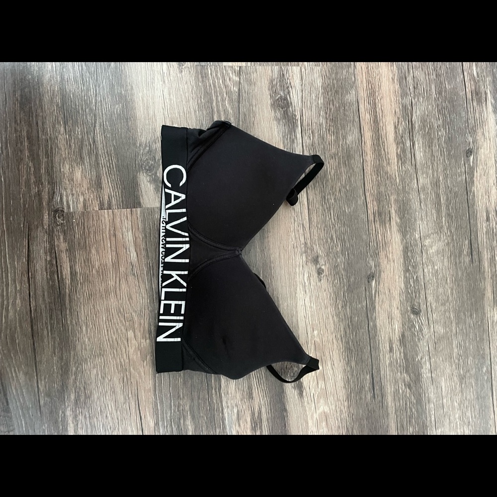 Calvin Klein Sports Bra
